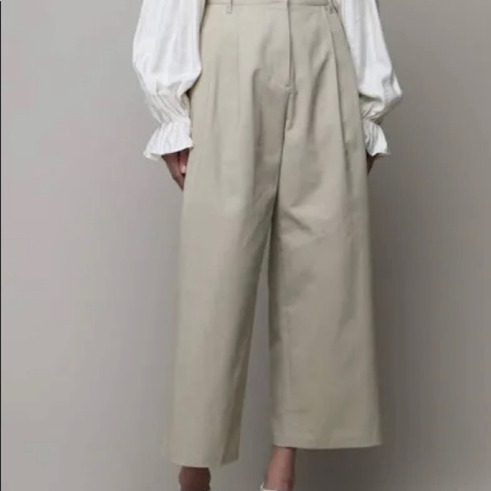Oak + Fort Wide Leg Trouser Pant in Cream - Picture 9 of 9